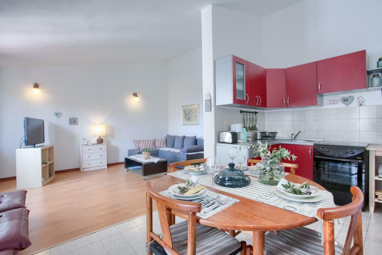 Apartments Gogsy Malinska Esterno foto